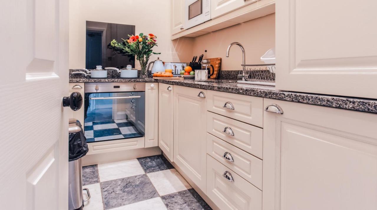 Flat 3, 6 Lypiatt Terrace Cheltenham Gloucestershire GL50 2SX Eksteriør bilde